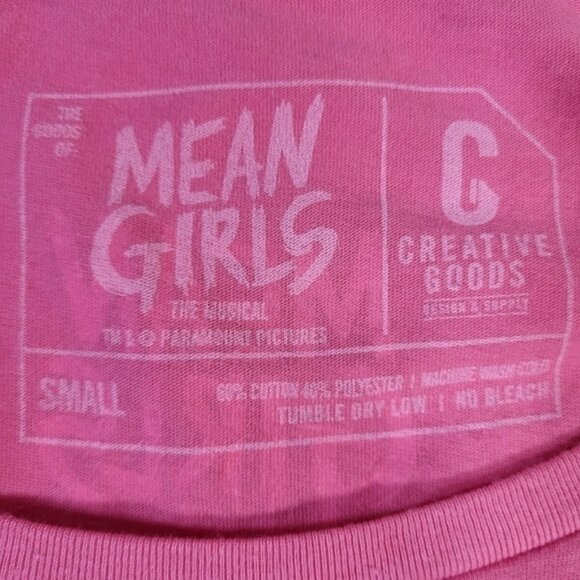Mean Girls Pink inchOn Wednesdays We Wear Pinkinch T-Shirt - Picture 4 of 4